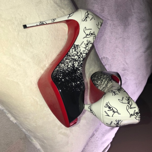 🖕🏽poshmark they kept my authentic shoes - Picture 4 of 6